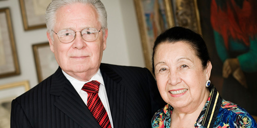 Teresa Lozano Long and her husband Joe R. Long